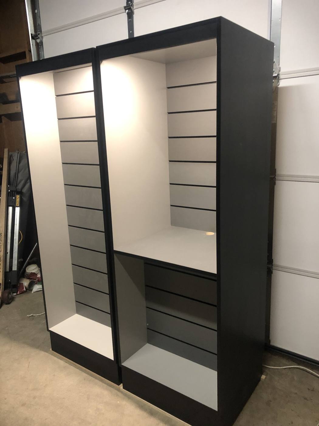 Bigfoot: Display cabinet, alternate view