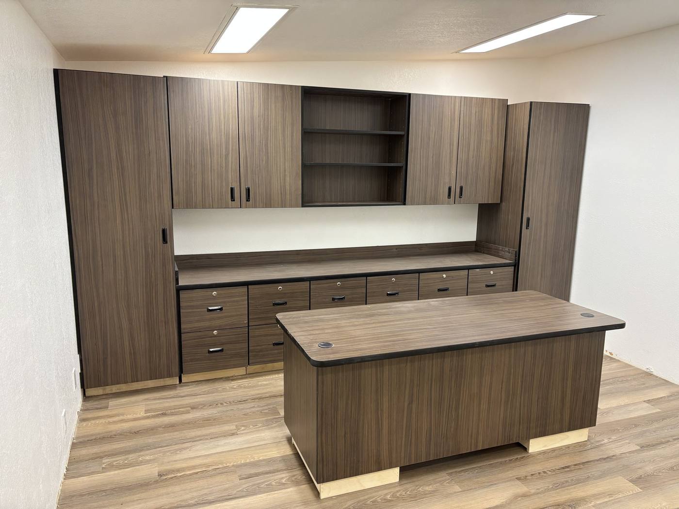 Commercial storage: Commercial office storage cabinetry