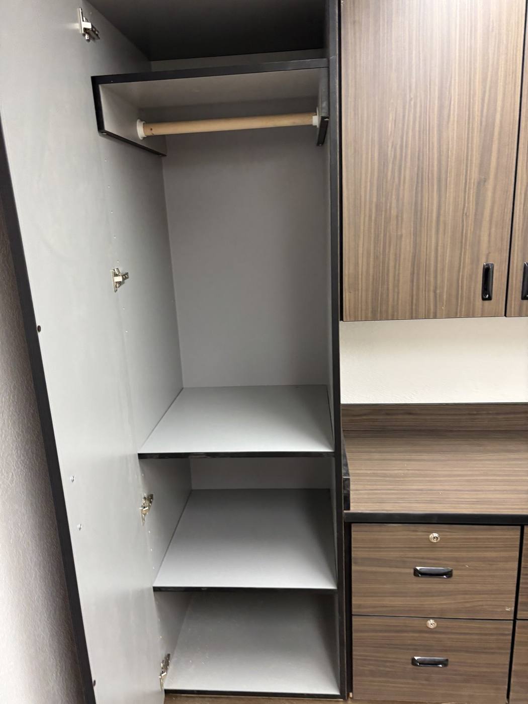 Les Schwab Tire Centers: Office storage / Cabinetry detail 19