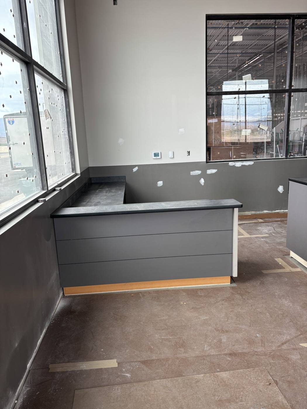 Les Schwab Tire Centers: St George / Cabinetry detail 25