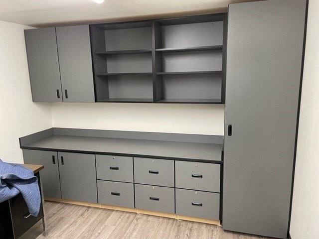 Les Schwab Tire Centers: Goldendale / Cabinetry detail 09